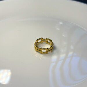 Aurora Link: Women's Gold-Tone Chain Band – Industrial Luxe